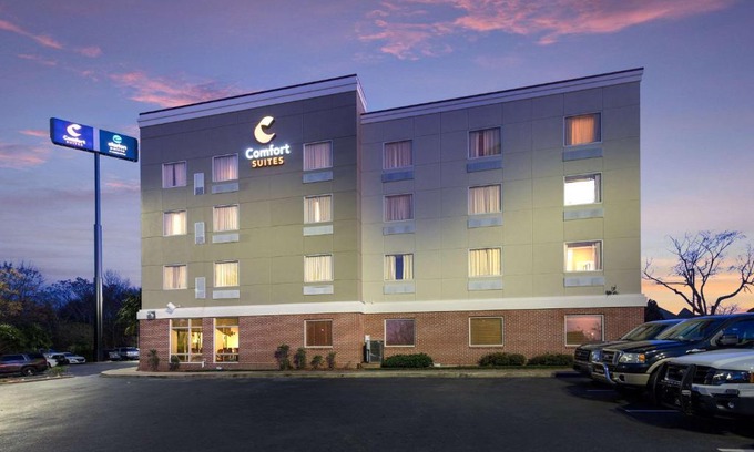 Forsyth Hotel | Comfort Suites Forsyth near I-75