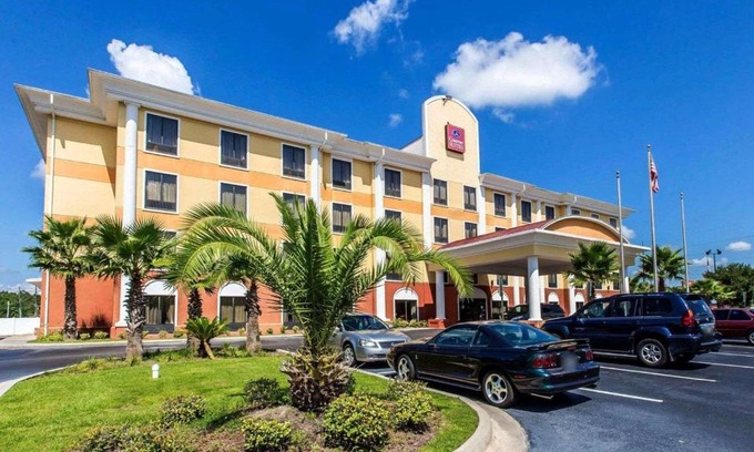 Waycross Hotel | Comfort Suites