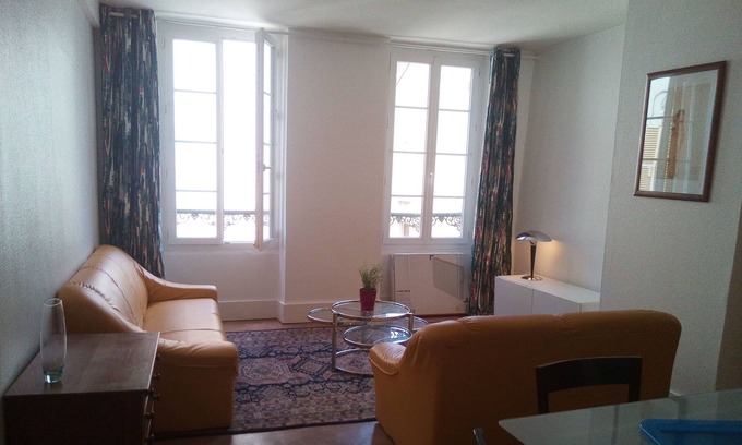 Ferrieres Apartment | comfortable f3 apartment in the heart of the medieval village Ferrière en Gatinais