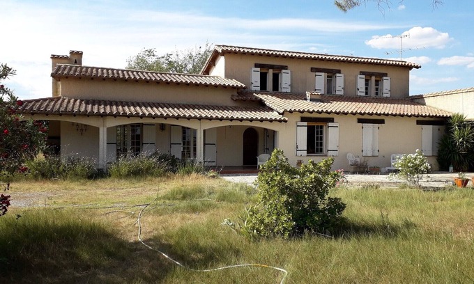 Saint-Laurent-d'Aigouze House | Comfortable holiday home with large garden close to Aigues-Mortes