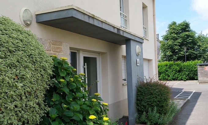 Erdeven Apartment | Comfortable 1-Bed Apartment in Quiet Residence with Balconies and Parking