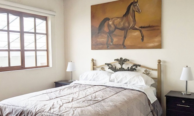 San Blas Apartment | Comfortable 2-bedroom apartment with Natural Light in Cuenca