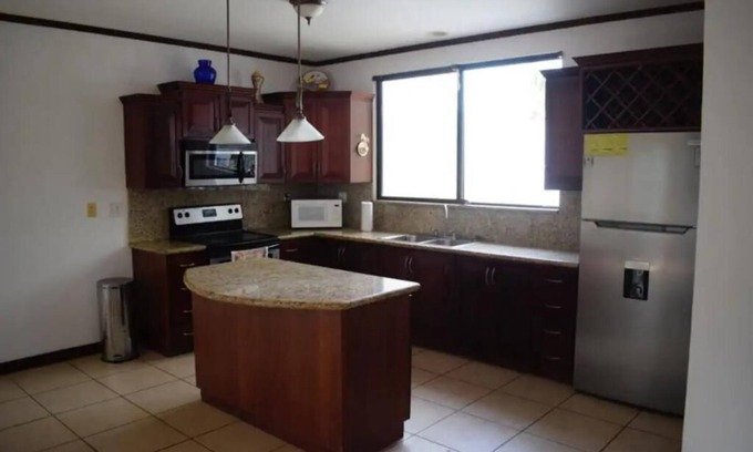 Barrio Ricos y Famosos Condo | Comfortable 2 Bedroom condo in paradise - Destiny Condos in Jacó, Costa Rica!