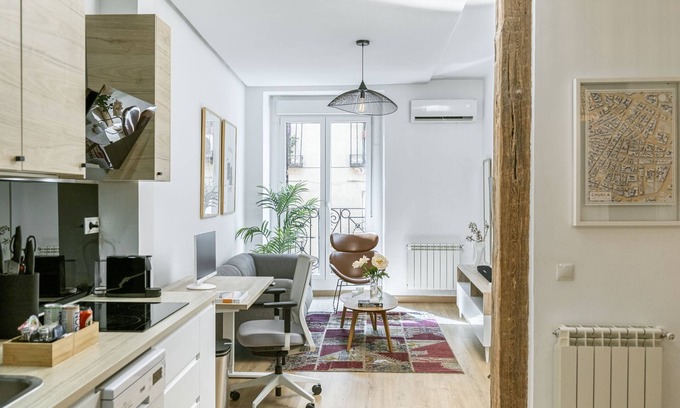 Justicia Apartment | Comfortable 2BR/2BA in Chueca