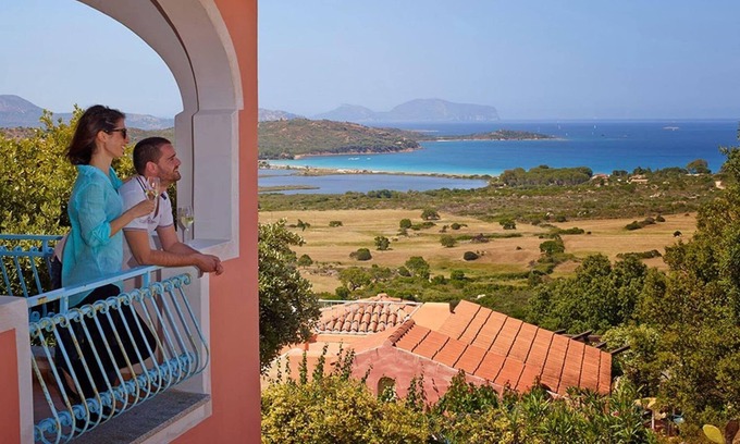 Tiriddo Apartment | Comfortable apartment with sea view and balcony or terrace