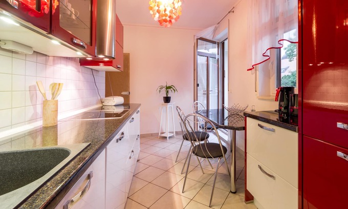 Strehlen Apartment | Comfortable apartment in the center of Dresden
