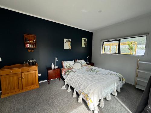 Lowburn Bed & Breakfast | Comfortable Barn Stay on Private Rural Property in Cromwell