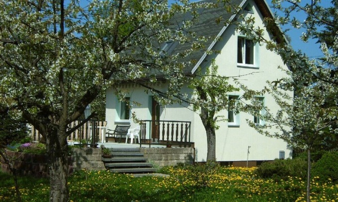 Eibenstock House | Comfortable holiday house, located in a big garden, few minutes to the centre