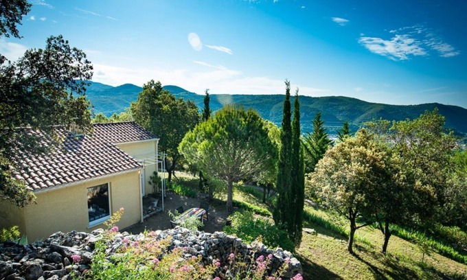 Lodeve House | Comfortable, quiet cottage, magnificent view, a few min. from Salagou Lake