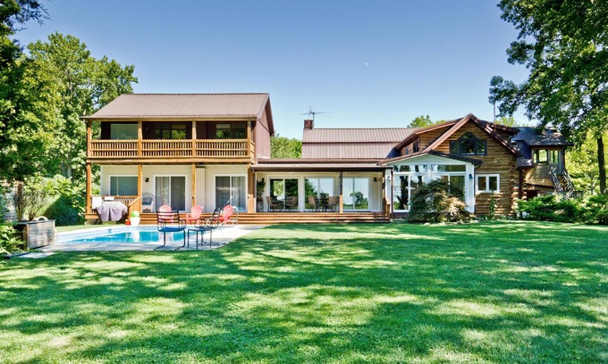 Wittman Cabin | Comfortable Spacious Fun! 6+Acres Pool+Bay Waterfront St Michaels-Yes Weddings!