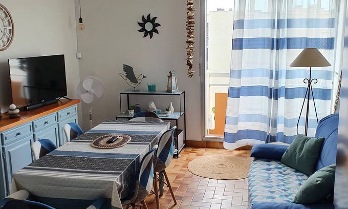 Port-la-Nouvelle Apartment | Comfortable T2 bis apartment 200 m from the beach.