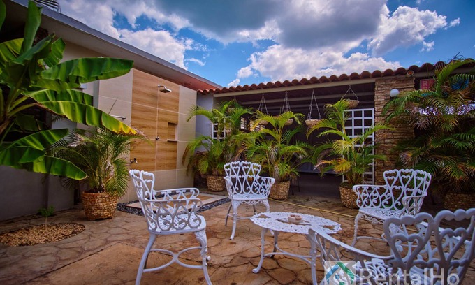 Varadero House | Comfy and Luxury Villa Pool in Varadero