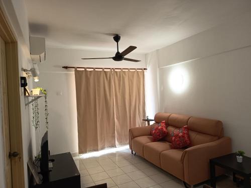 Bandar Tun Razak Apartment | Comfy Apartment Axiata Arena