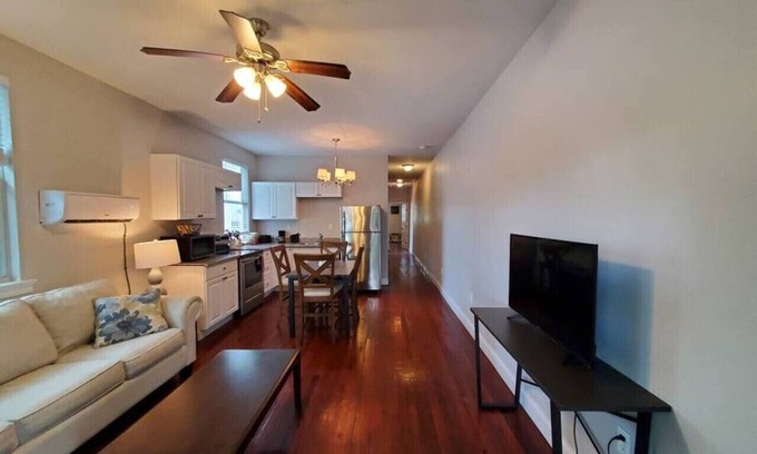 Holy Cross District Apartment | Comfy St Claude 2 Bedroom