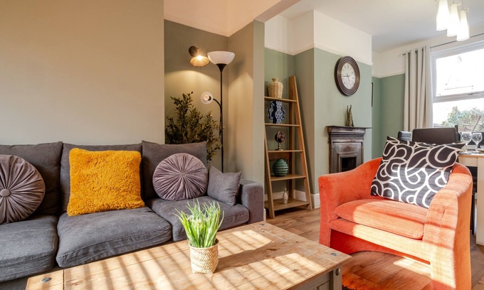 Northampton House | Comfy, stylish 3 bed townhouse