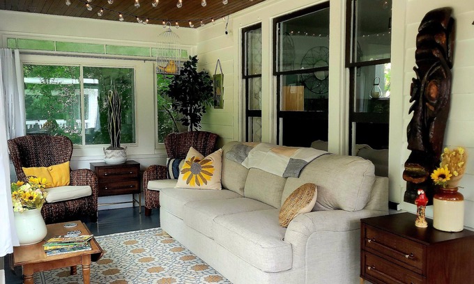 Painesville House | Comfy Updated Historic Gem Pets OK 3B Vibrant Area