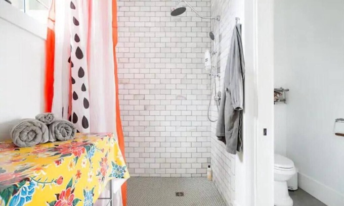 Asheville House | Comfy urban loft in the heart of "downtown" WEST Asheville.