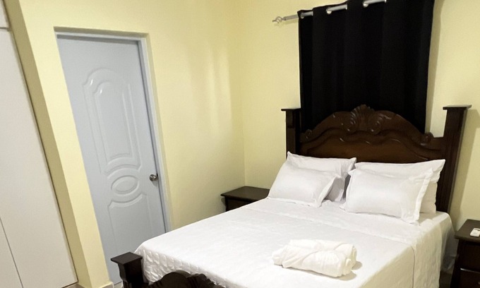 Barahona Apartment | Comodo apartamento en Barahona, con todo lo que necesitas. Para tu fin de semana