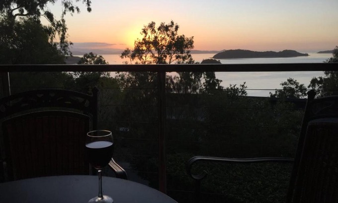 Hamilton Island Apartment | Compass Point 2