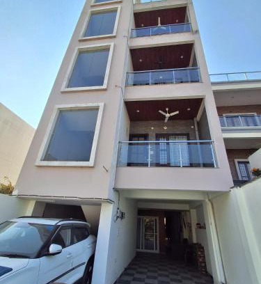 Dehradun Apartment | Comphy Home Stay