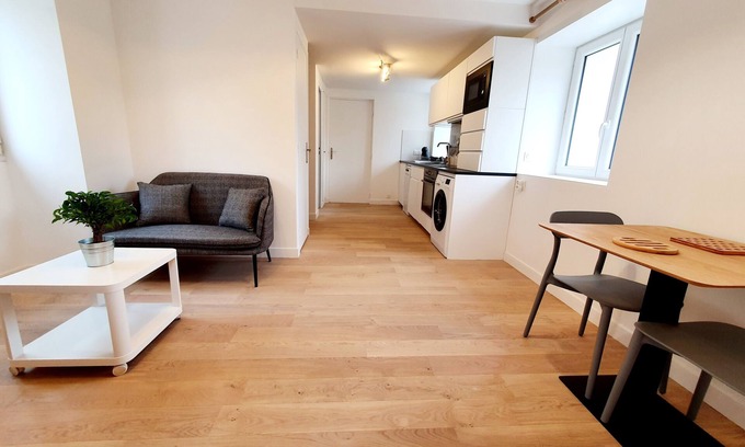 Chatres House | Completely new and equipped