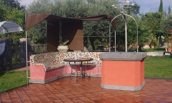 Viagrande House | Completely renovated ancient millstone with private pool with Jacuzzi.