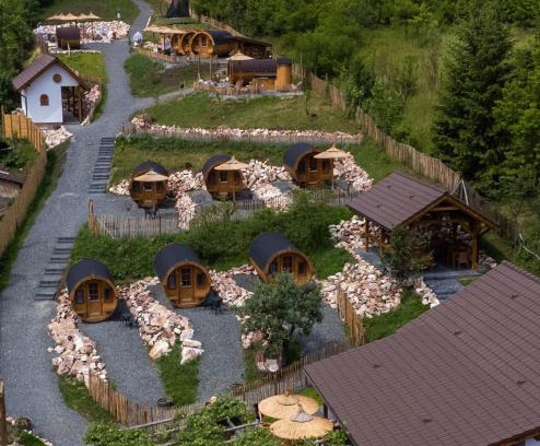Medias House | Complex Butoaiele Transilvaniei - Cazare & SPA - Natura - Relaxare