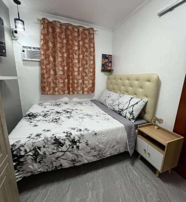 Compostela Bed & Breakfast | Compostela Guest Room #3 Terrace, Rooftop, WiFi, Netflix