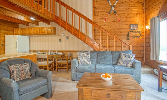 Snowshoe Condo | Condo ∙ 1 bedroom ∙ 7 guests