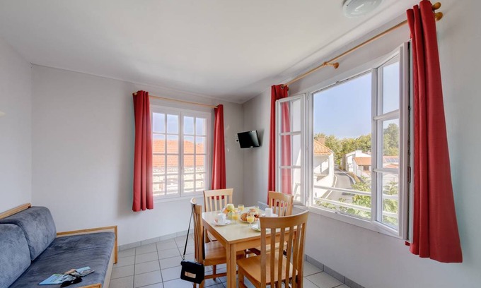 La Tranche-sur-Mer Condo | Condo ∙ 1 bedroom ∙ 4 guests