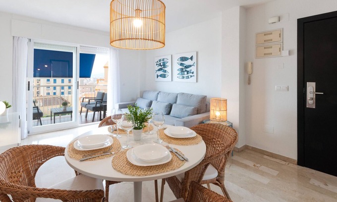 Grao de Gandia Apartment | Condo with charm, a few meters from the beach. A/C and free wifi. Terrace with sea views