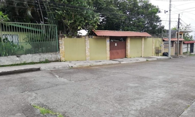 Ciudad Colon House | Confortable Casa De Ensueño + Internet Fibra + Close to Colón Town
