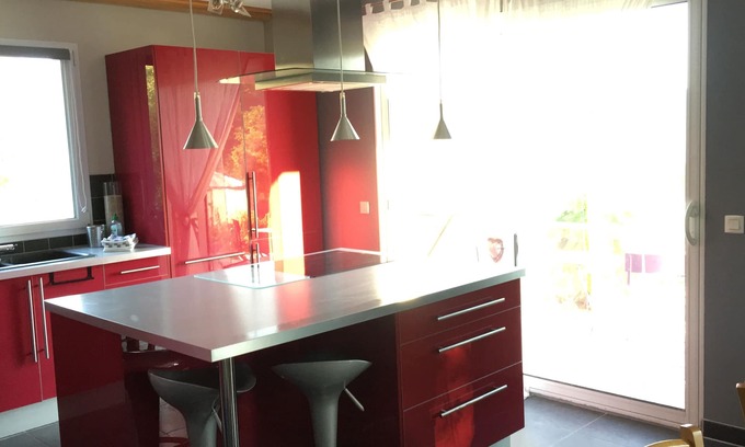 Le Sauze-du-Lac Apartment | Contemporary cottage between Ubaye and Durance overlooking the lake of Serre Ponçon 2