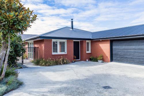 Methven House | Contemporary Methven Abode