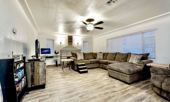 Las Cruces House | Contemporary Rustic Home in the Heart of Las Cruces