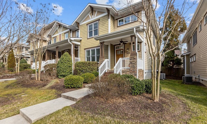Durham House | Convenient 3-BR Townhouse in SW Durham