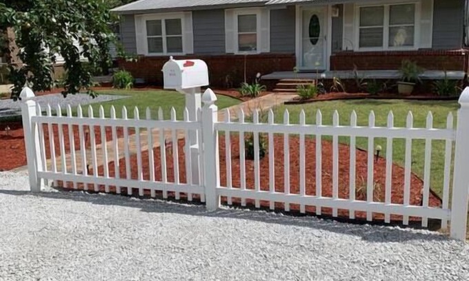 Myrtle Grove House | Conveniently located 2brm/1bt Home