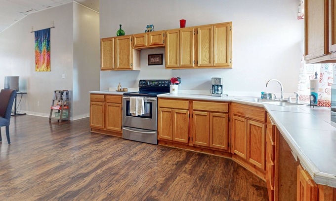 Ingleside House | Conveniently located rental with spacious rooms