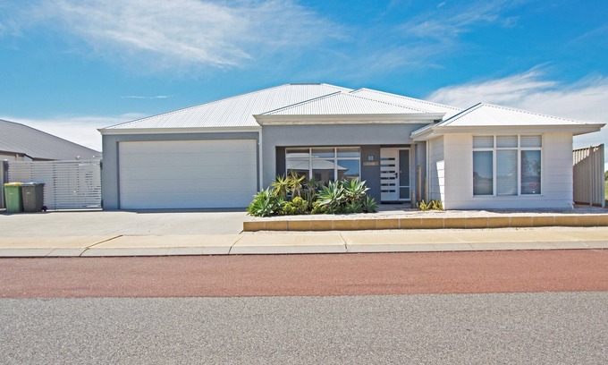 Jurien Bay House | Cooinda - You Just Found Your Happy Place!