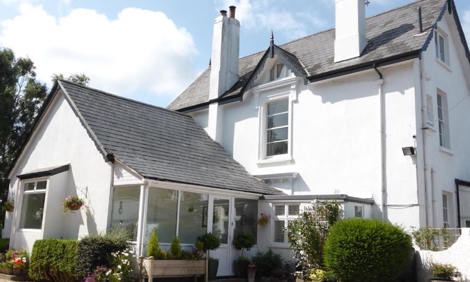 Moretonhampstead House | Cookshayes Country Guest House