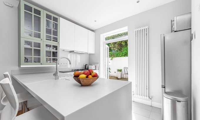 Munster Apartment | Cool 1 bed in Munster village fulham.