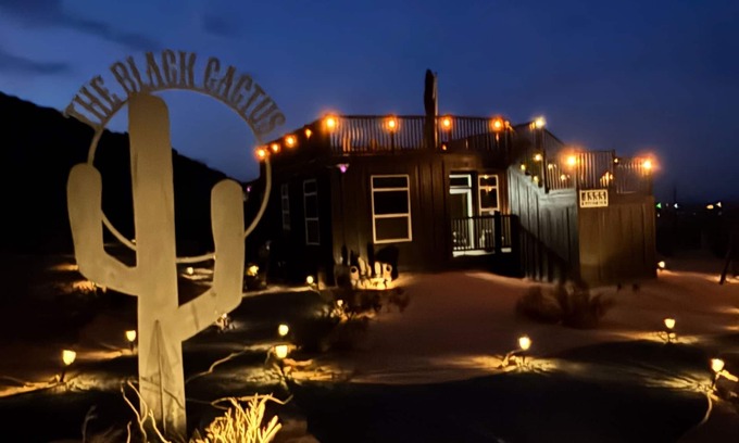 Joshua Tree House | Coolest little lazy river in Joshua Tree. Amazing Hot tub & rooftop deck views