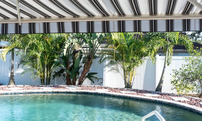 Baywood Village Cottage | Coral Cottage pool/gas firepit a 2 bedr 2 bath sleeps 6