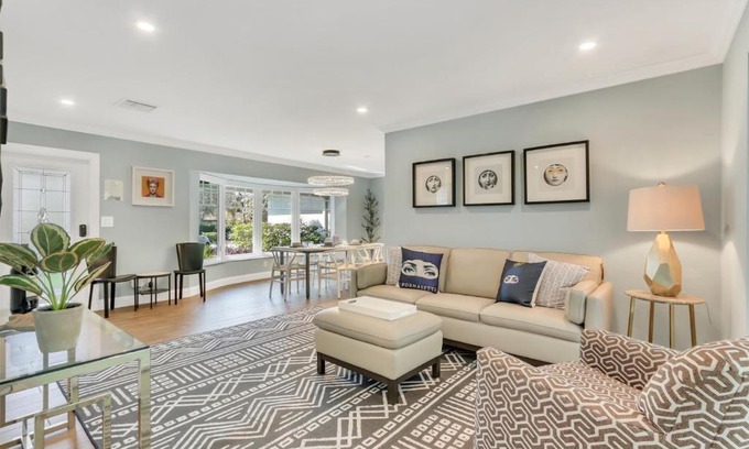 Coral Ridge Isles House | Coral Isle Heated pool, ping-pong, near beach