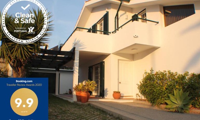 Lavra Villa | Corgo 27 Beach House