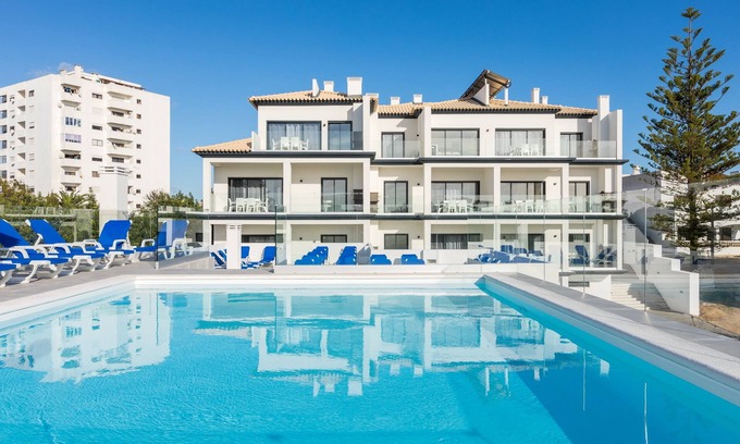 Correeira Apartment | Correeira Luxury Residence T2 I - Albufeira, Pools, Wifi, Bbq, Beach