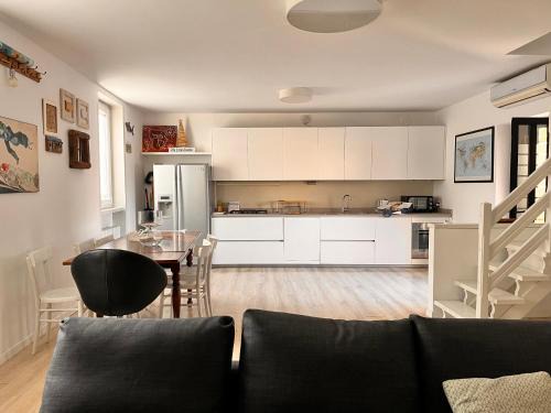 Saronno Apartment | Corte Marconi near to Milano, Rho fiere, MXP e Como