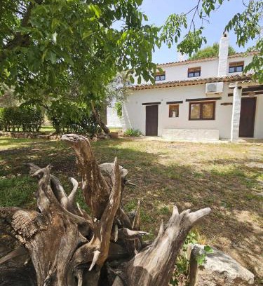 Segura de la Sierra Hotel | Cortijo del Cura By Travel Home