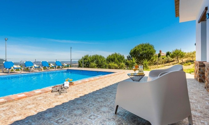 El Gastor Villa | Cortijo Granaino El Gastor by Ruralidays