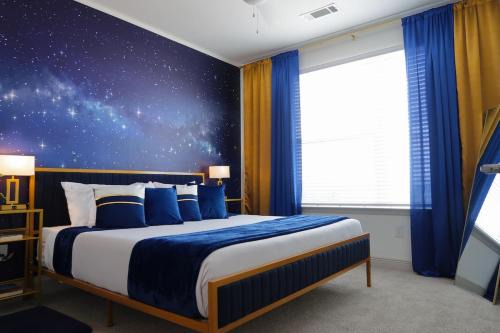 Deerwood Apartment | Cosmic Serenity Retreat 1BD Lux King in Southeast Jax